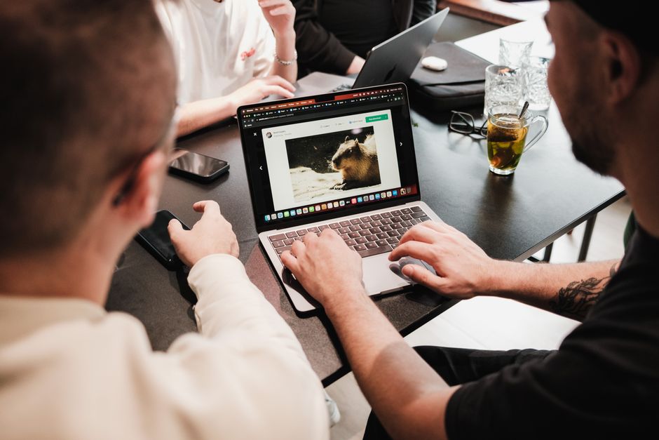 UX/UI Design Ausbildung – Feedbackrunde im Kurs